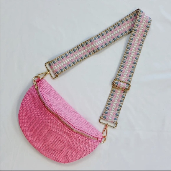 Island Breeze Woven Summer Sling Belt Bag - Picture 3 of 5